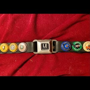 LITTLE EARTH Adjustable Rubber Bottle Cap Belt